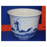 Delft Blue Planter - 6.5'