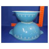 2 Pyrex Snowflake Garland Cinderella Bowls