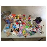 Lot w/ Ty Beanie Babies & Charlie Brown