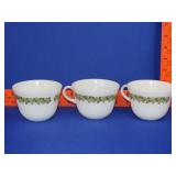 3 Pyrex Crazy Daisey Cups