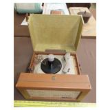 RCA Victor Turntable - Powers On