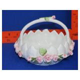 Jolie Fleurs Bone China Basket