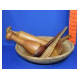 Wood Dough Bowl w/ Utensils - 10'