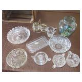 Table Lot of Clear Glassware