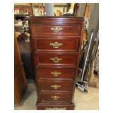 Bassett Lingerie Chest