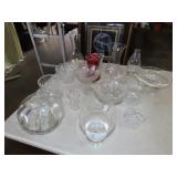 Table Lot of Glassware