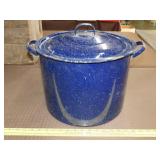 Enamelware Pot w/ Lid - 14'