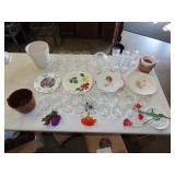 Table Lot of Glassware