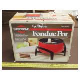 West Bend 2 Qt Electric Fondue Pot