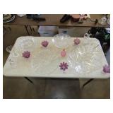 Table Lot of Glassware