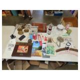 Table Lot of Household & Misc