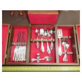 Oneida Flatware w/ Storage Box