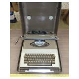 Royal Apollo 12 Electric Typewriter