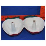 Enamel Over Cast Double Apple Bake
