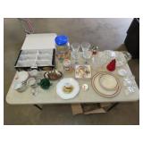 Table Lot of Glassware
