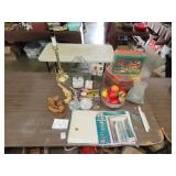 Table Lot of Household