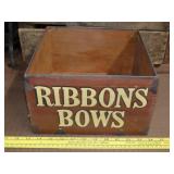 Wood Ribbons & Bows Box