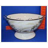 Palm Tree Decorated Collander - 11"