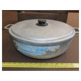 Carmens Kitchen Aluminum Pot w/ Lid - 15"