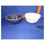 2 Mixing Bowls