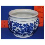 Blue & Whihte Planter - 5"