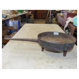 Cast Iron Spider Skillet - 10.5'