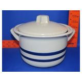 Stoneware Casserole - 2qt