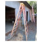 Werner Fiberglass 8Ft Step Ladder