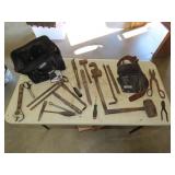 Table Lot of Tools