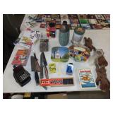 Table Lot of Household & Misc