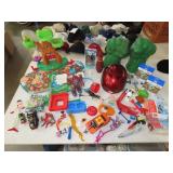 Table Lot of Toys