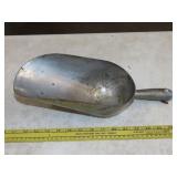 Metal Scoop