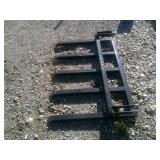 Pallet fork with 5 teeth