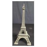 Vintage metal Eiffel tower decoration