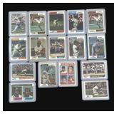 Lot 1973 Topps baseball cards: Willie Mays,