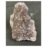 Amethyst quartz specimen