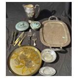Group of vintage items