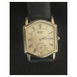 Vintage menï¿½s Seiko tank watch