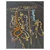 Group of 18 necklaces