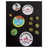 Group of vintage pins Disneyland, Marvel