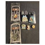 Lot of 7 Disney pins