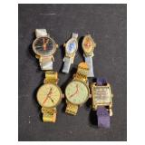 Lot of vintage toy watches