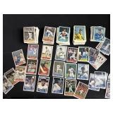 Lot of vintage 1982 Fleer baseball cards