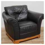 Italian faux leather lounge chair