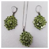 Sterling silver peridot flower pendant necklace