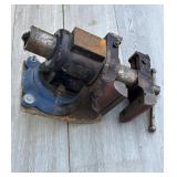 Vintage heavy bench vise