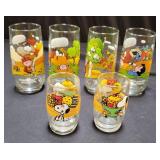 Lot of 6 Vintage Peanuts / Snoopy themed glassware