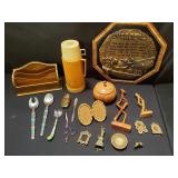 Box of miscellaneous letter holder, figurine, etc