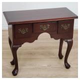 Queen Anne-style mahogany 3-drawer lowboy