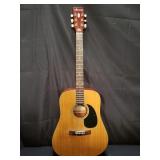 Harmony Acoustic guitar HAR150NT with case